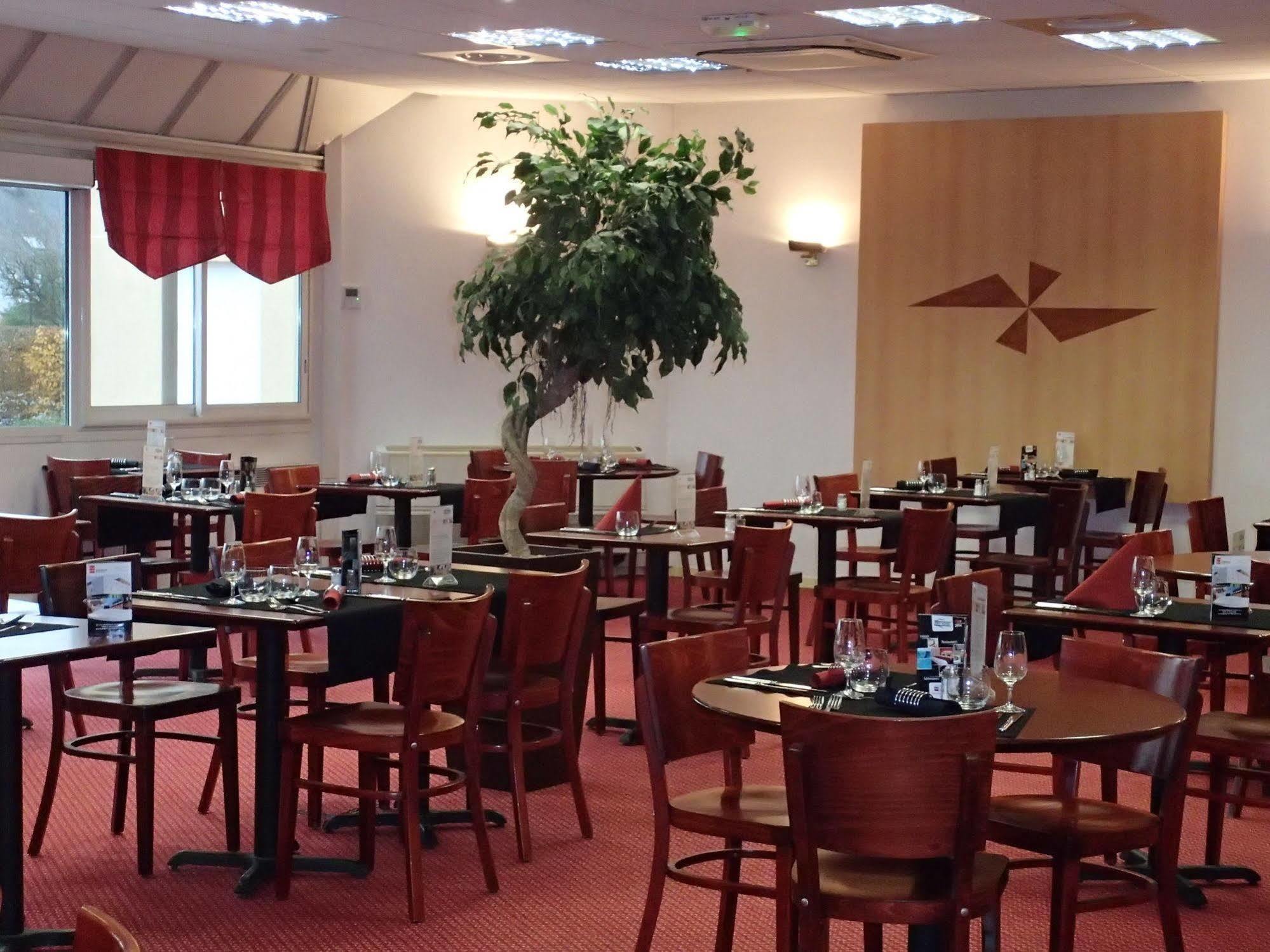 Brit Hotel Orleans St Jean De Braye - L'Antares Saint-Jean-de-Braye Exterior foto